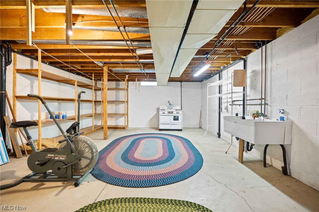 Southampton Woods 01 - Residential