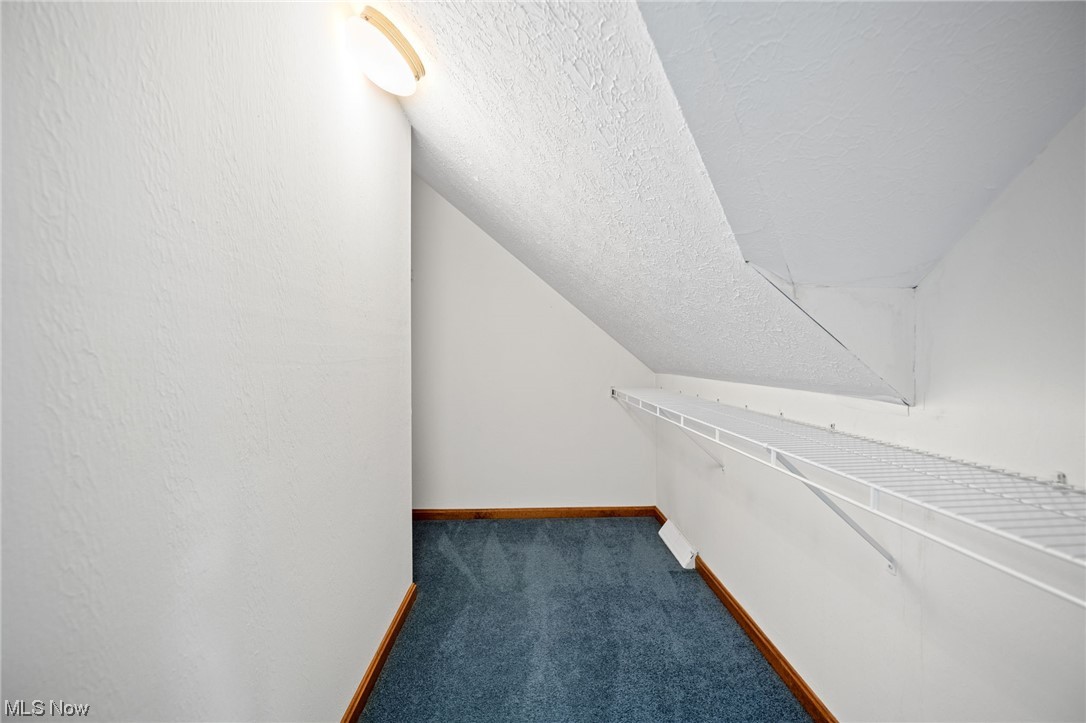 Southampton Woods 01 - Residential