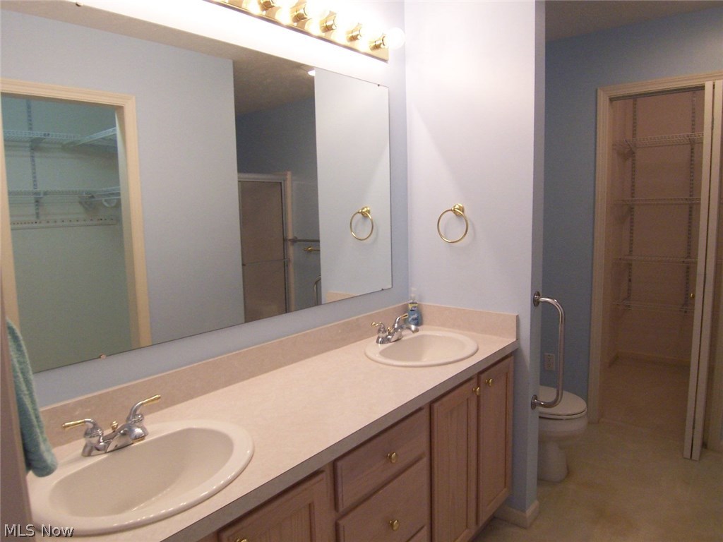 Woodbury Condo Assoc - Residential