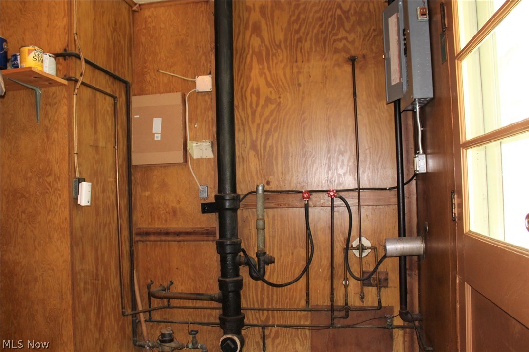 Circle Drive - Residential