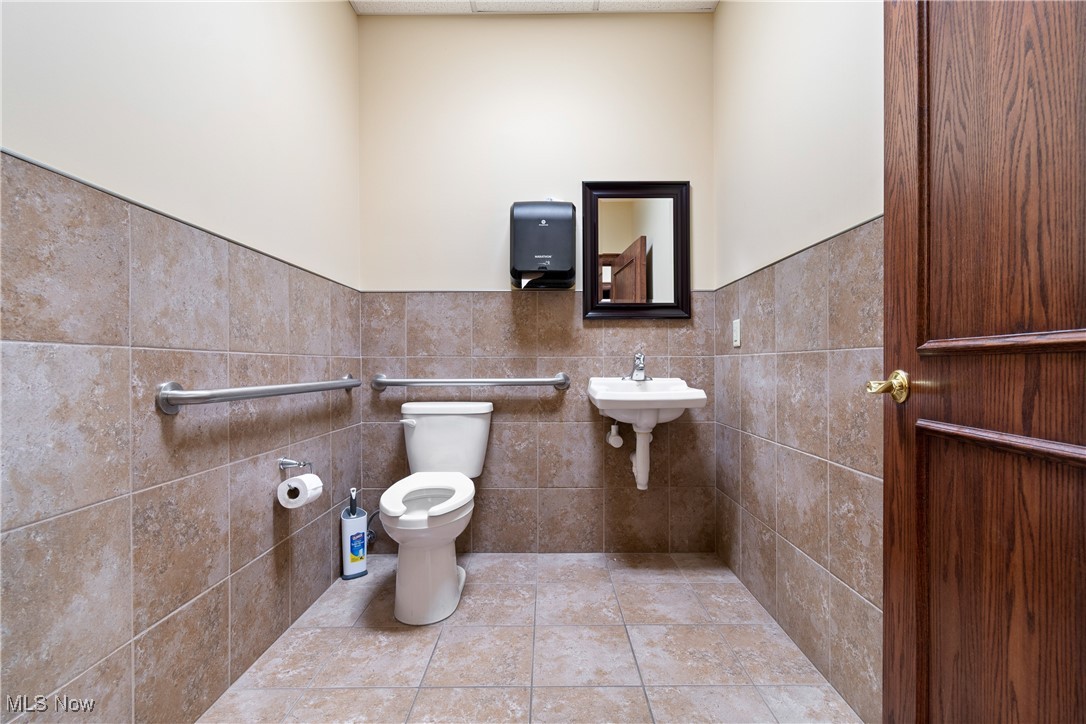 Fairlawn Estates - Commercial Sale