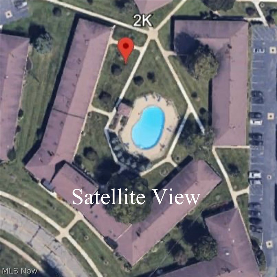 River Oak Terrace Condo - Residential