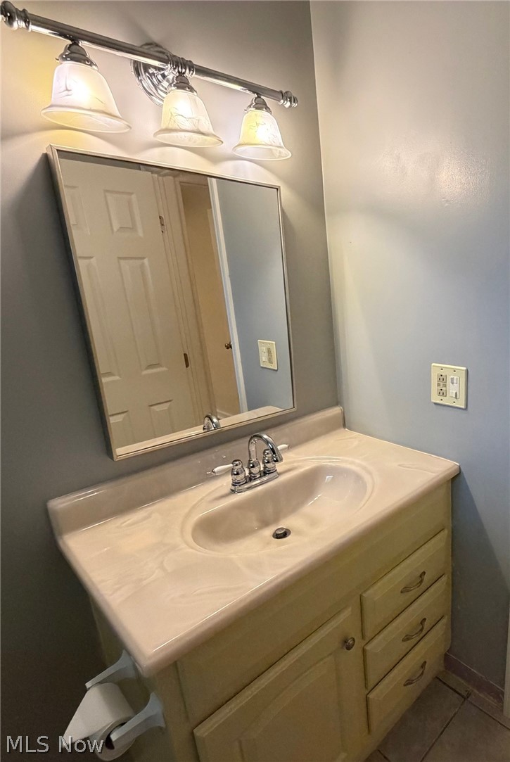 River Oak Terrace Condo - Residential