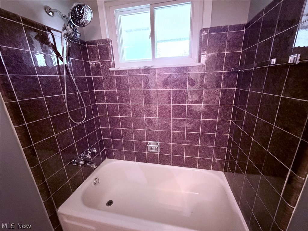 River Oak Terrace Condo - Residential