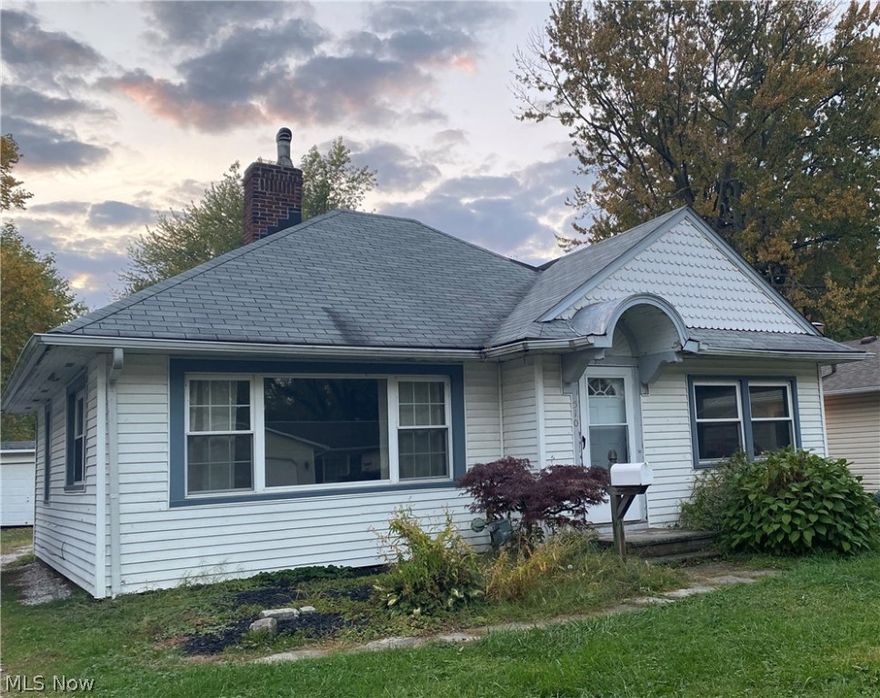 Great investment or starter home in Willoughby on a quiet street. Being sold "as is". 2 bedroom, 1 bath ranch home has kitchen and nice size living room with wood burning fireplace. There is an extra room that could be an office, playroom, family room, storage, etc. 
Home was recently painted and new carpet & flooring were installed.