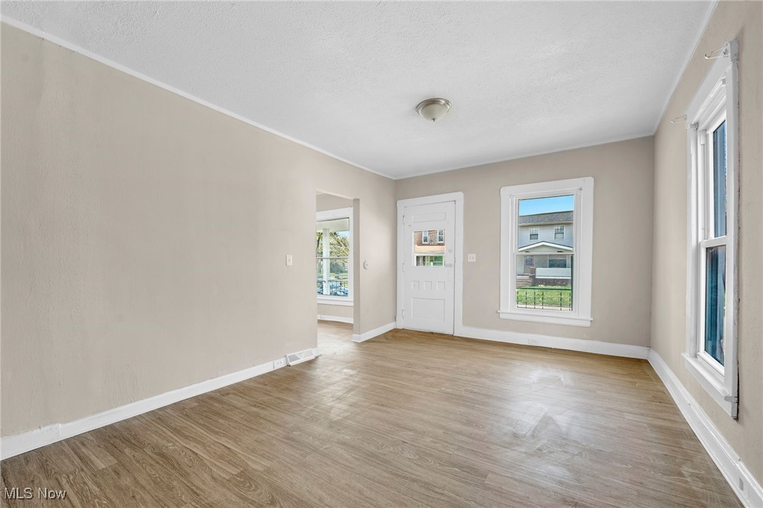 3877 W 31st Street, Cleveland, Ohio image 4