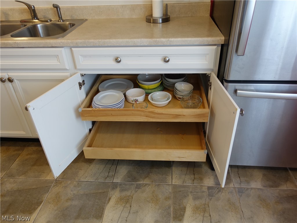 Silver Lake Towers - Residential