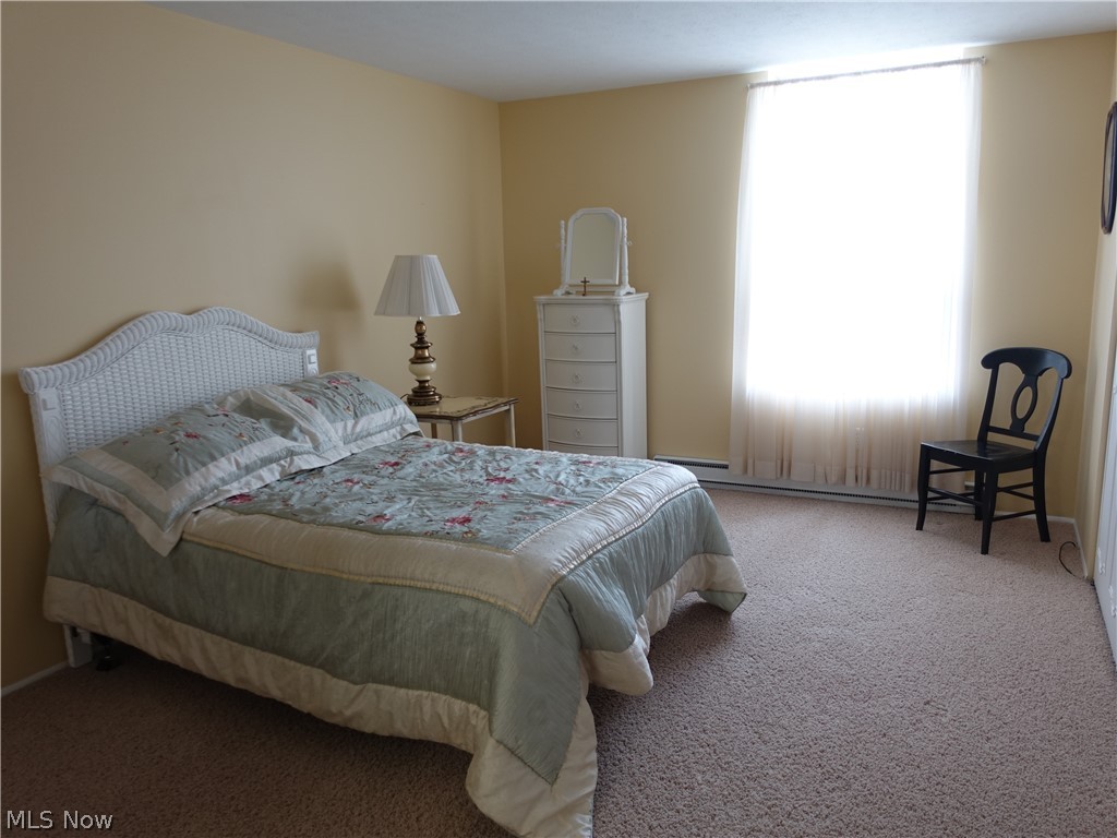 Silver Lake Towers - Residential