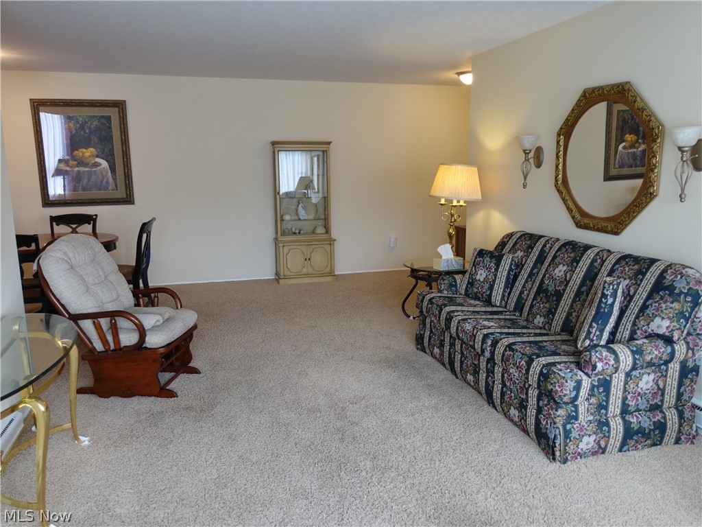 Silver Lake Towers - Residential