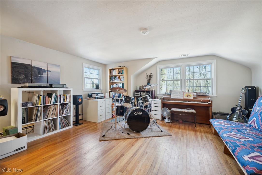 264 Monticello Drive, Chagrin Falls, Ohio image 27