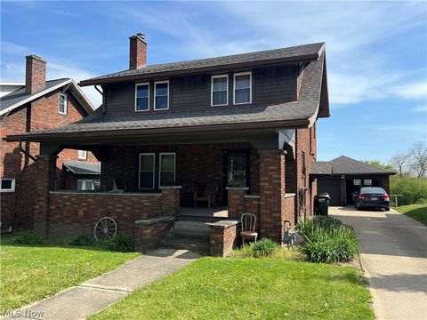 Photo of 226 Dover Road NE, Sugarcreek, OH 44681 (MLS # 5203544)