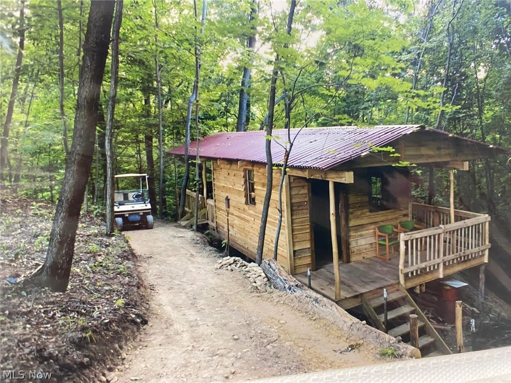 902 Township Road 378