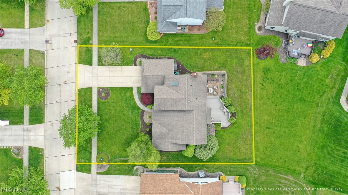 10184 Versailles Drive, Strongsville, Ohio image 41