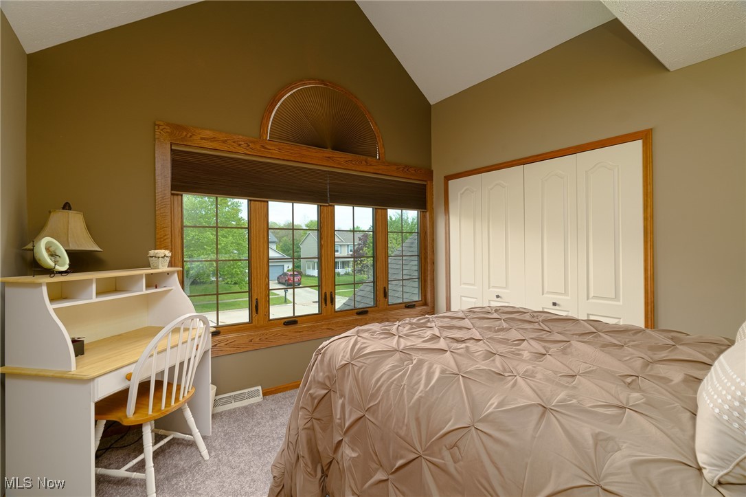 10184 Versailles Drive, Strongsville, Ohio image 21