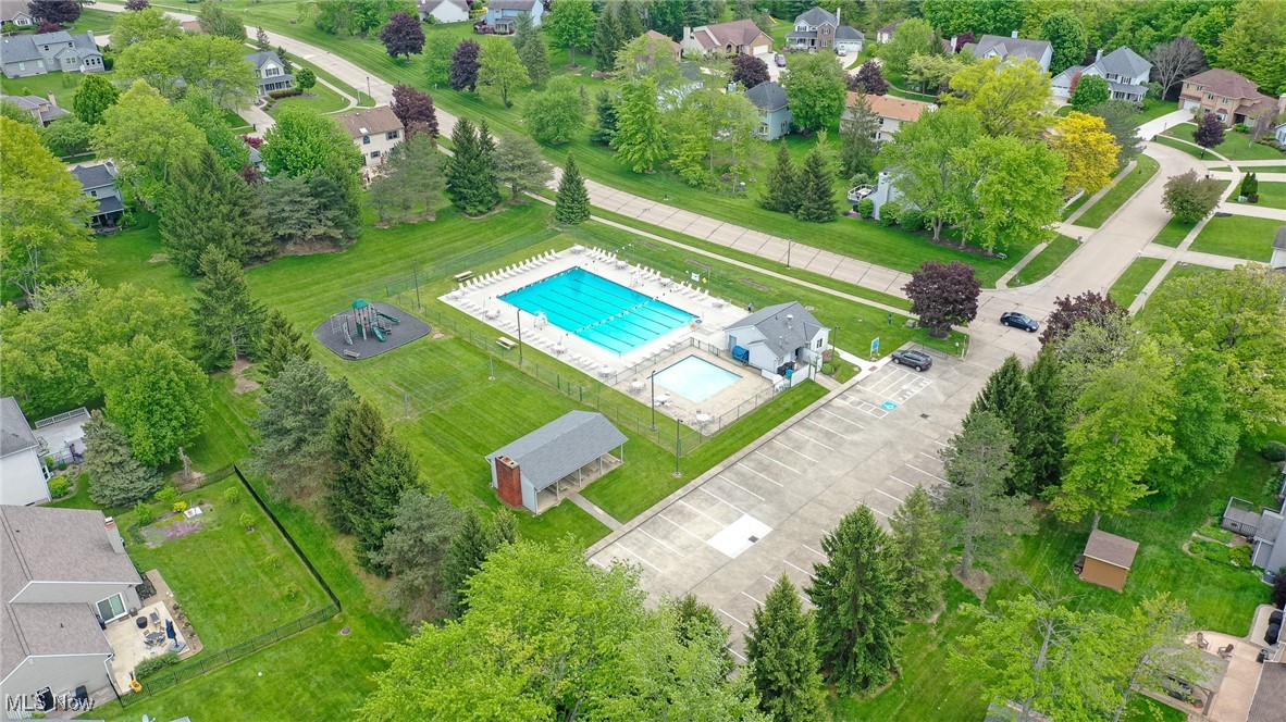 10184 Versailles Drive, Strongsville, Ohio image 44
