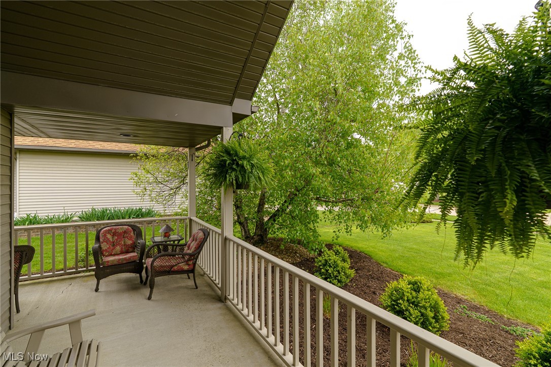 10184 Versailles Drive, Strongsville, Ohio image 35