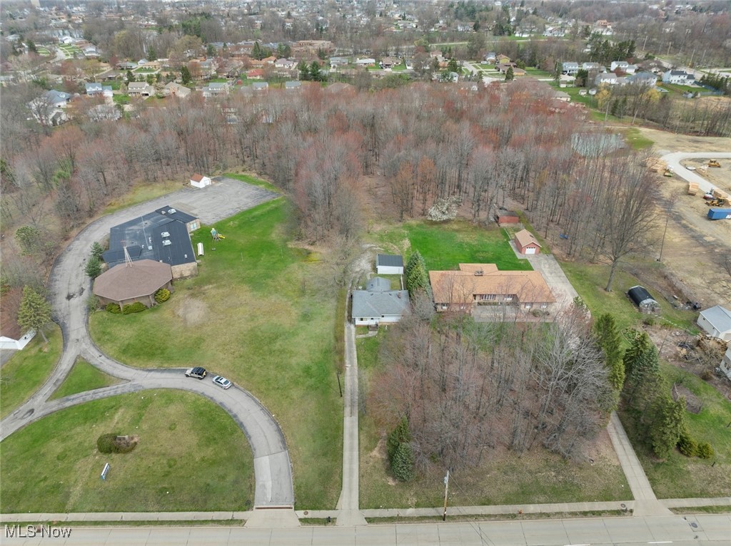 7702 W Pleasant Valley Road, Parma, Ohio image 34