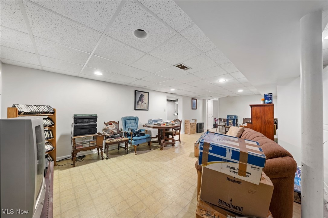 7702 W Pleasant Valley Road, Parma, Ohio image 21