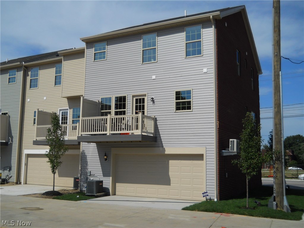 Rockport Square - Residential