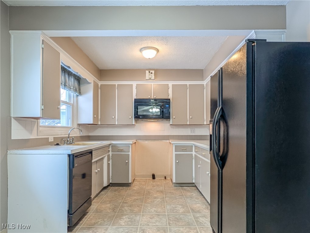 Nesmith Lake Heights - Residential