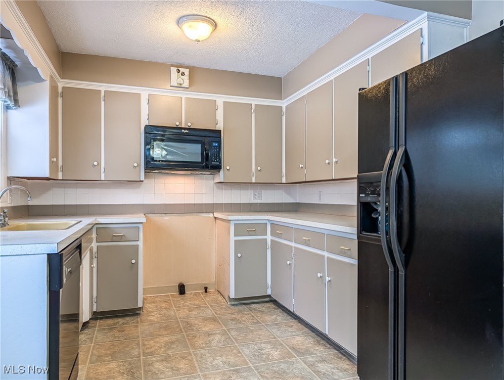 Nesmith Lake Heights - Residential