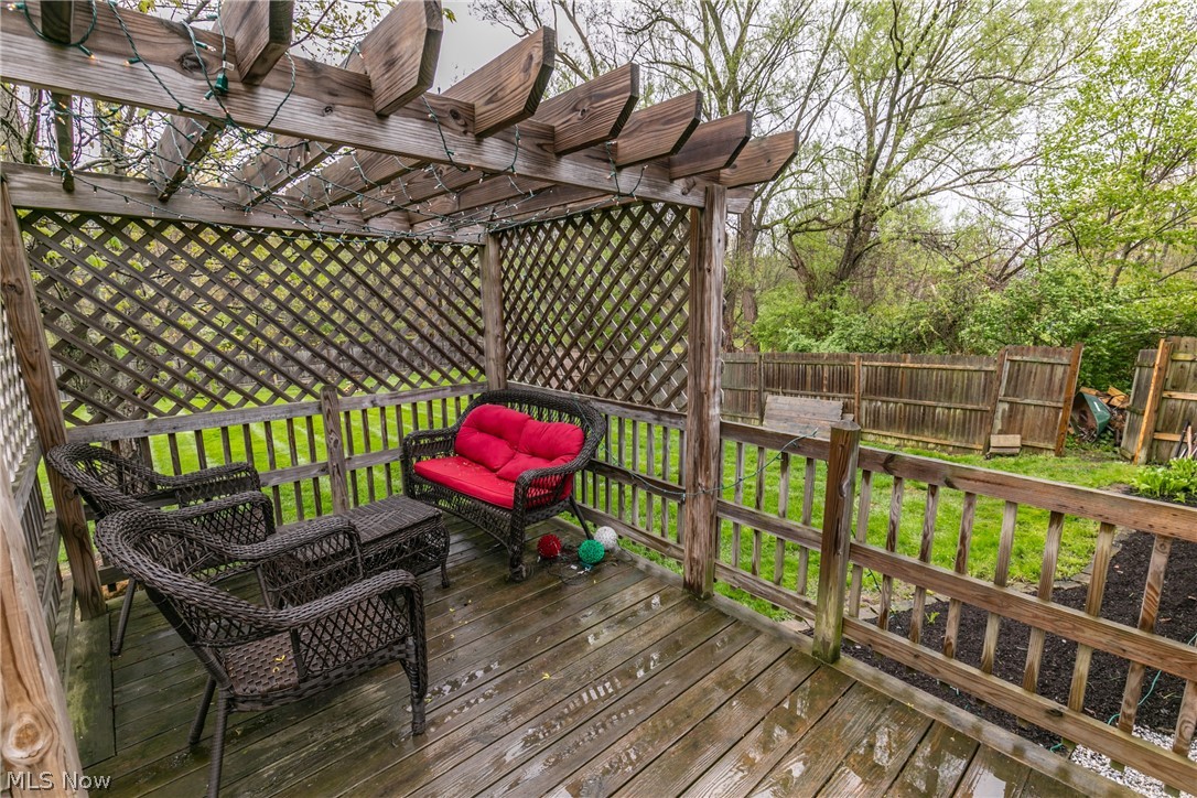 Meadowbrook Lake - Residential