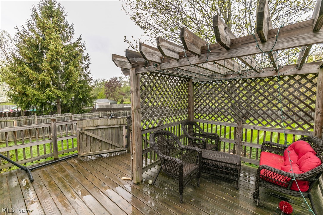 Meadowbrook Lake - Residential