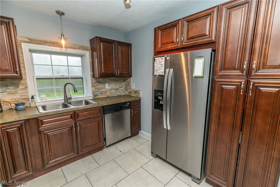 Meadowbrook Lake - Residential
