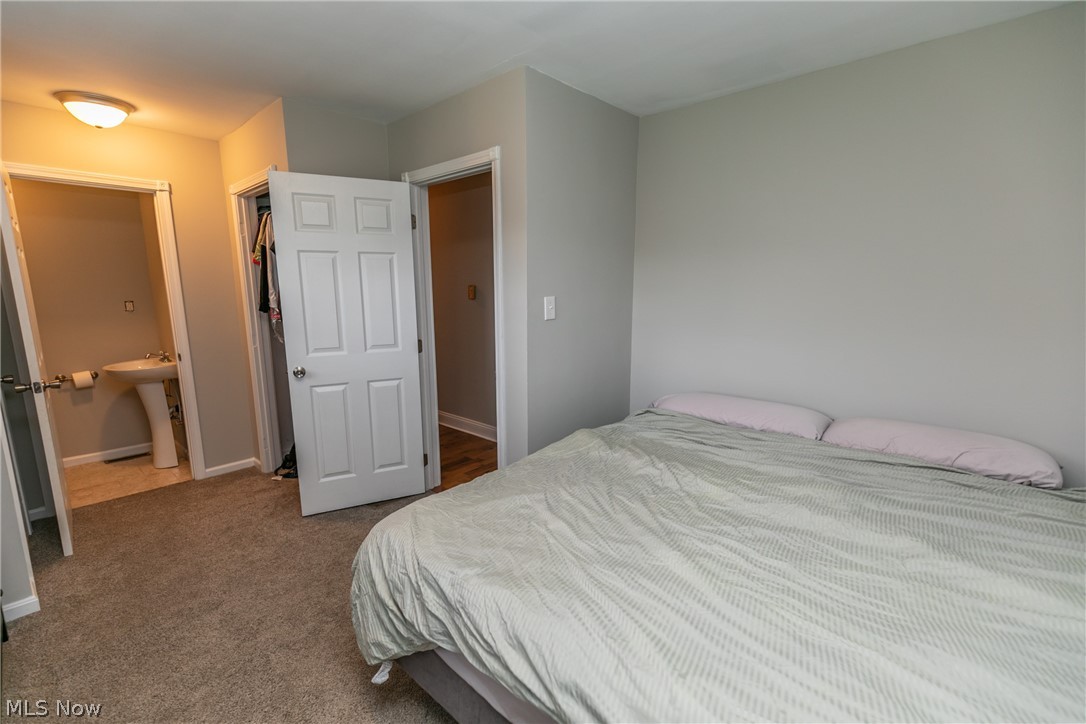 Meadowbrook Lake - Residential