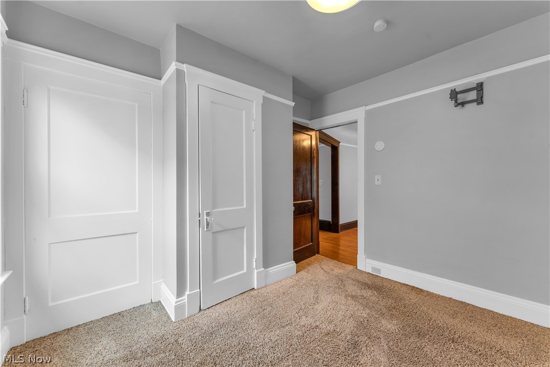 Lorain St & Denison Ave Land Co - Residential Lease