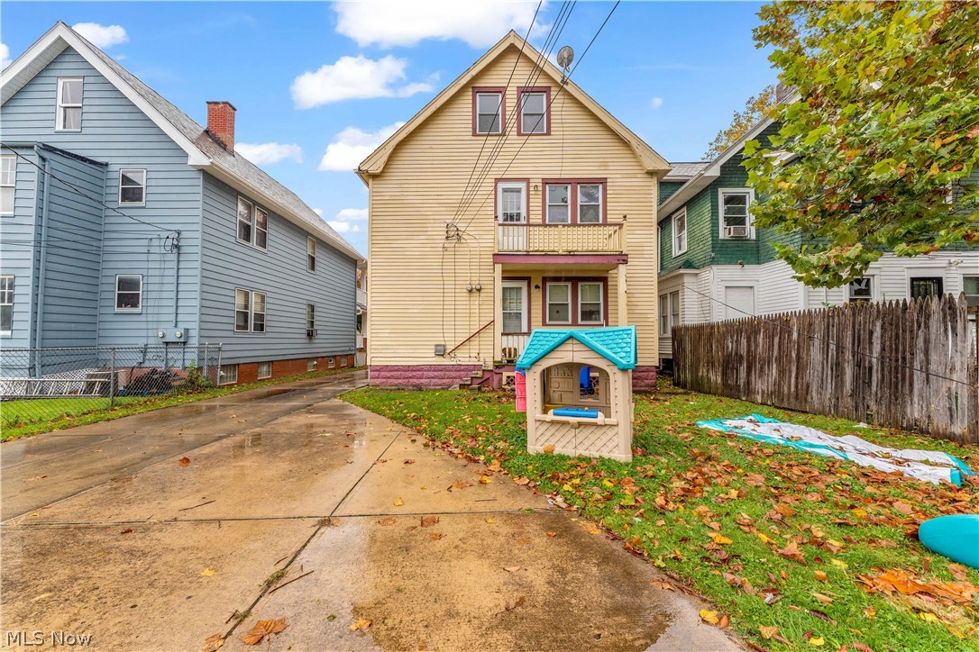 Lorain St & Denison Ave Land Co - Residential Lease