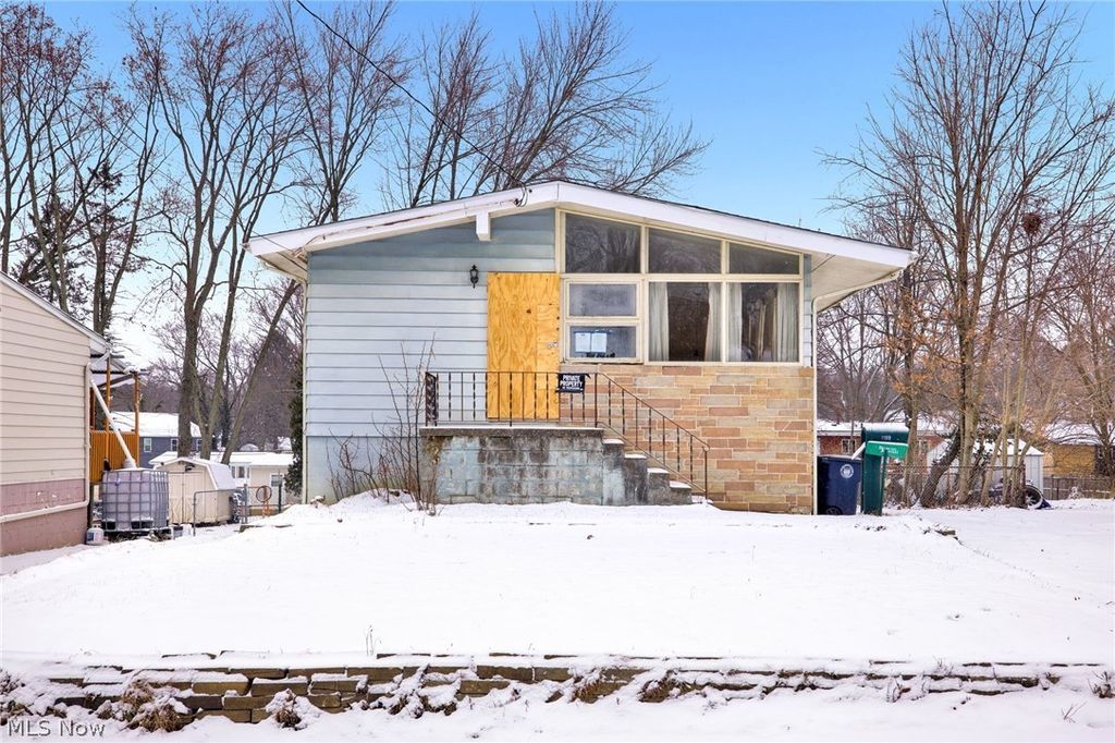 Photo of 1159 Jeanie J Avenue, Akron, OH 44310 (MLS # 5200303)