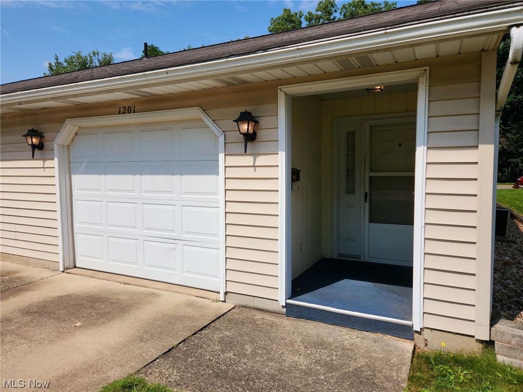 Hillcrest Condos - Residential