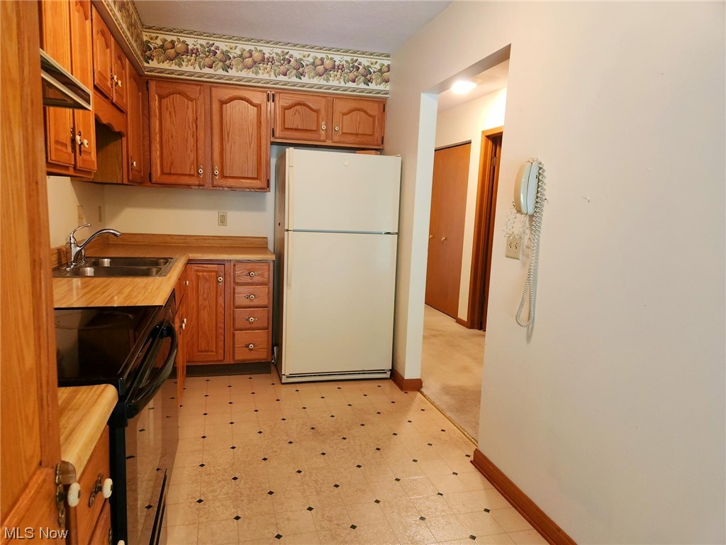 Hillcrest Condos - Residential