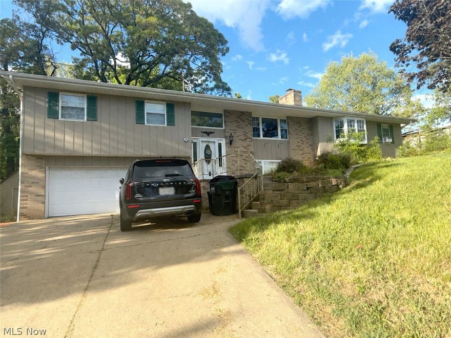 Wow !!!!!! Are you looking for room to grow? You have hit the jack pot! 5 bedrooms, 4 full bathrooms, formal dining room, big kitchen, large family room downstairs with pool table. All of this on a 1-acre lot.