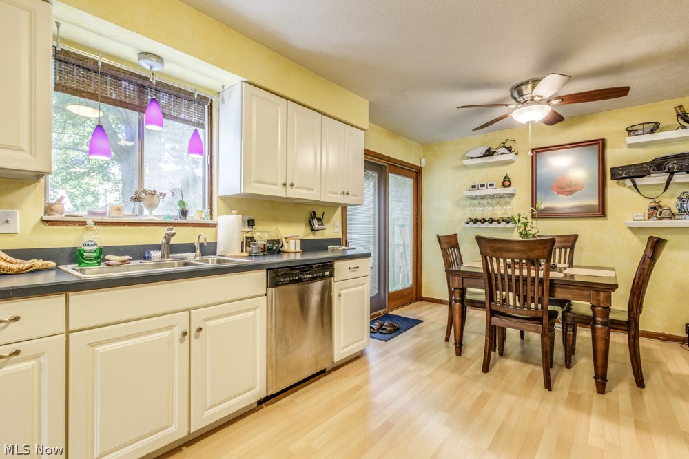 Arrowhead Beach 02 - Residential