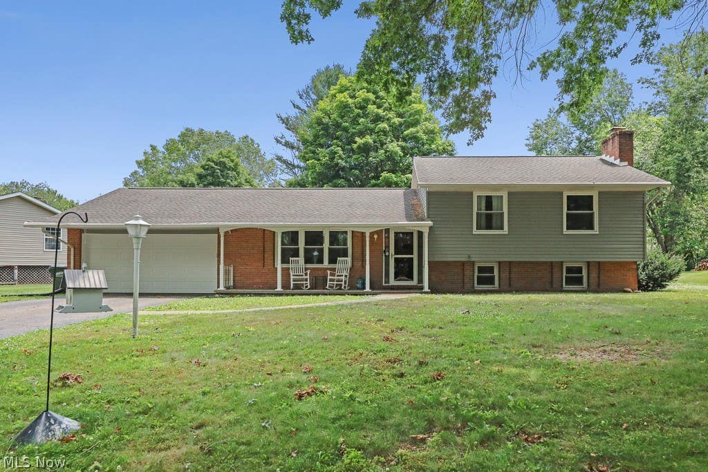 Photo of 13166 Meadow Street NE, Alliance, OH 44601 (MLS # 5224256)