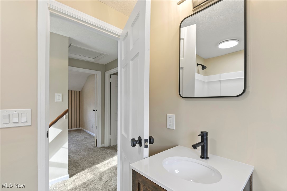 Cuyahoga River Estate - Residential