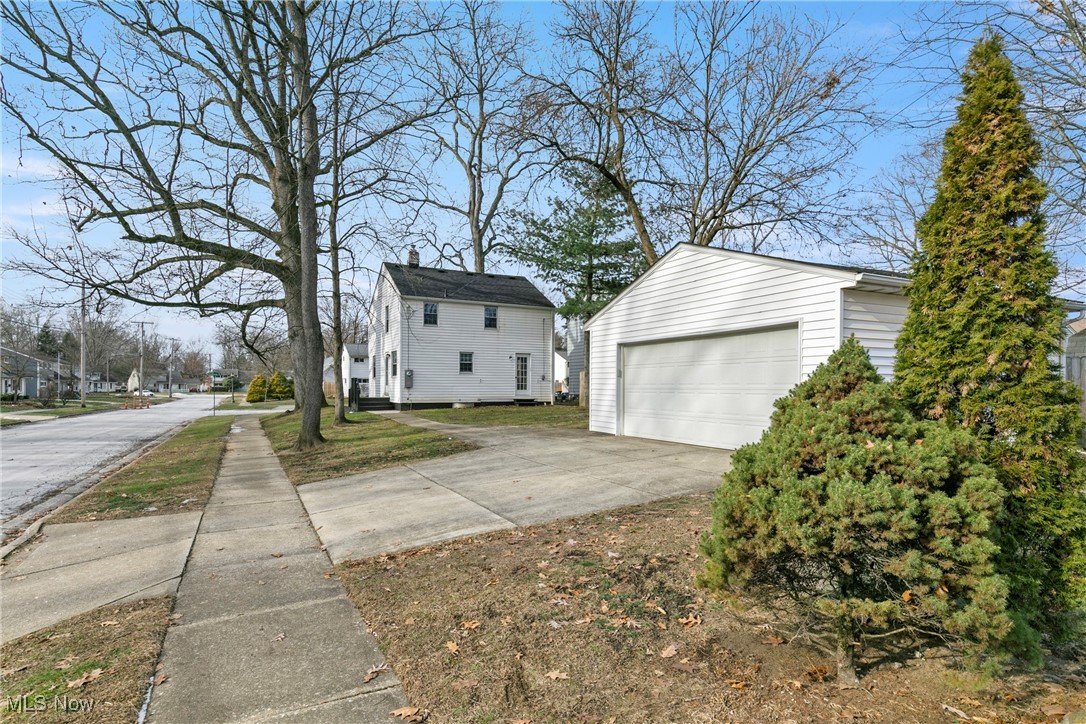 Cuyahoga River Estate - Residential