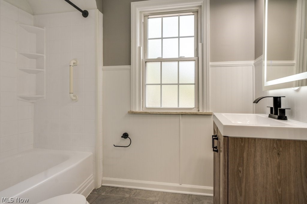 Walter H Tellings Oakmont - Residential