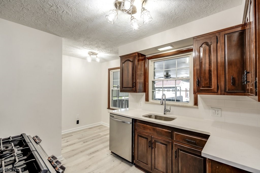 Walter H Tellings Oakmont - Residential