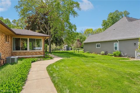 Tiny photo for 836 Jacoby Road, Copley, OH 44321 (MLS # 5209754)
