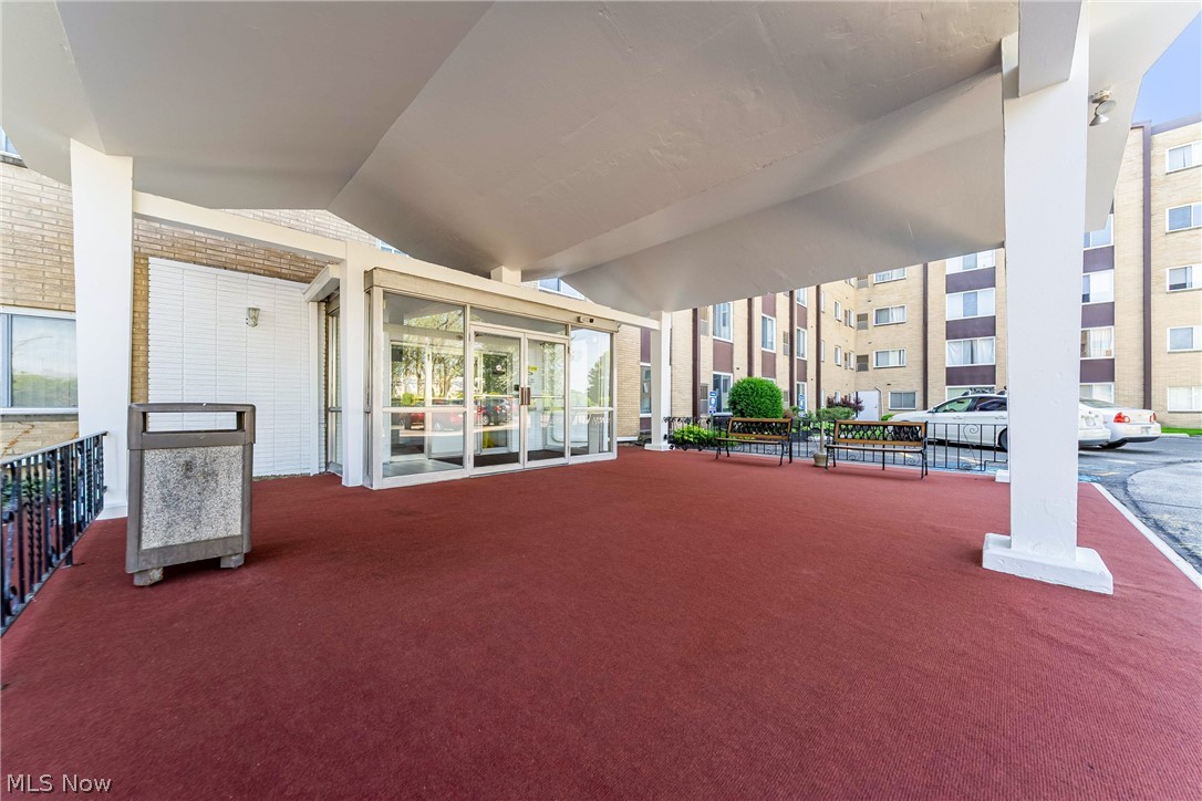 Kings Path Condos - Residential