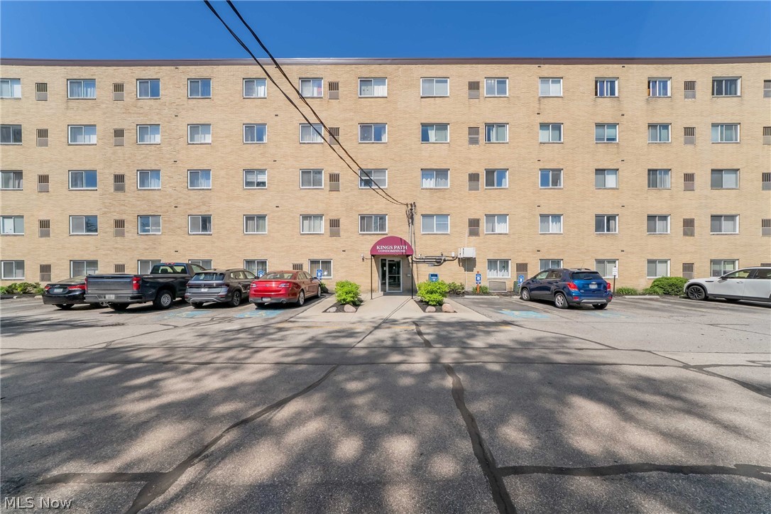Kings Path Condos - Residential