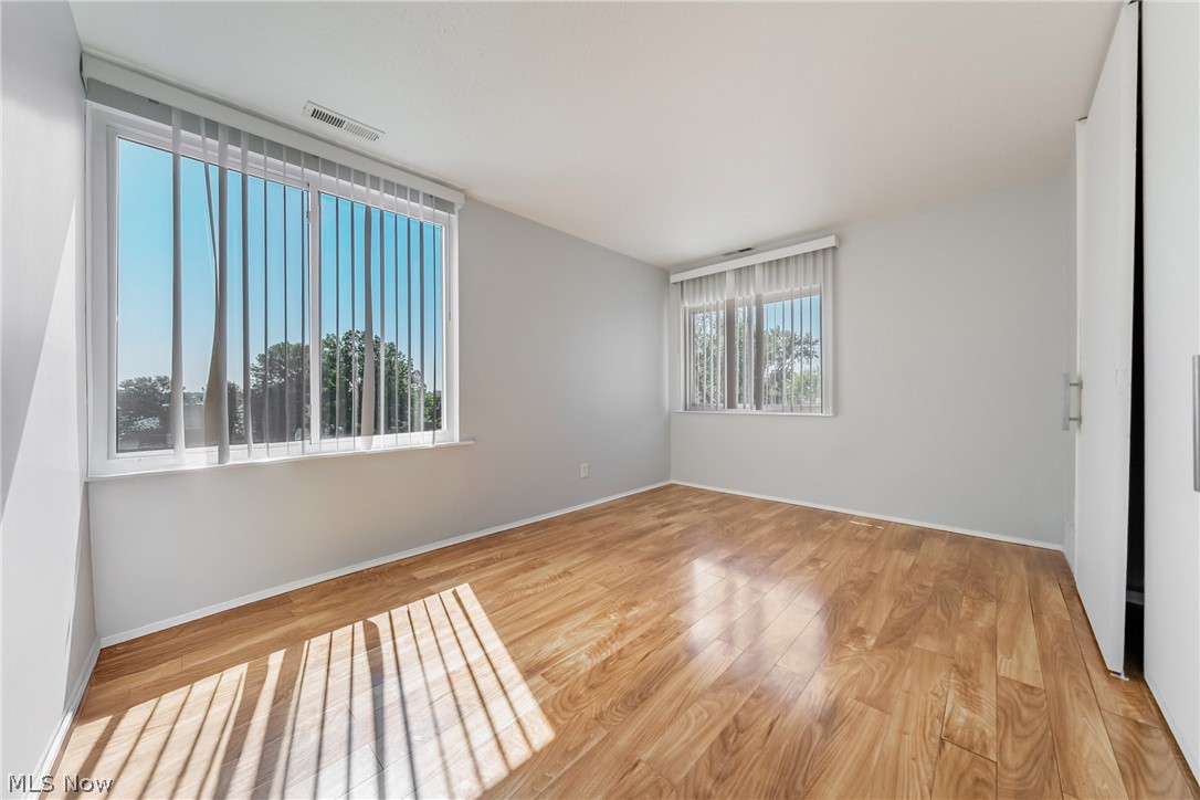 Kings Path Condos - Residential