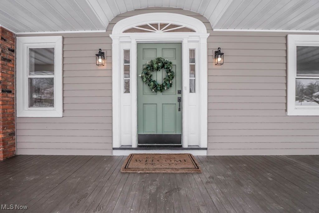 Photo of 315 Babbling Brook Oval, Hinckley, OH 44233 (MLS # 5175114)