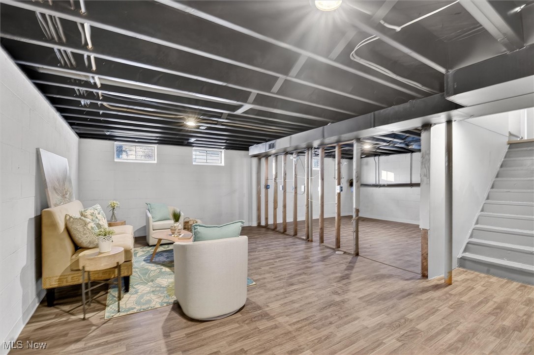 Matthes Avenue/The Matthes-Sch - Residential