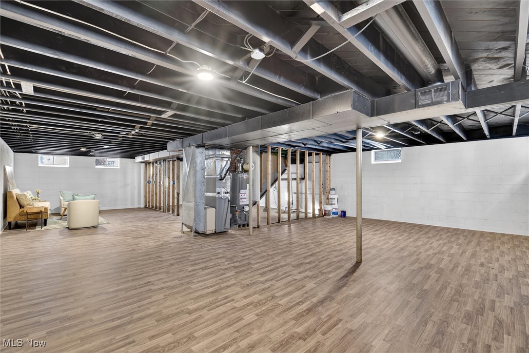 Matthes Avenue/The Matthes-Sch - Residential