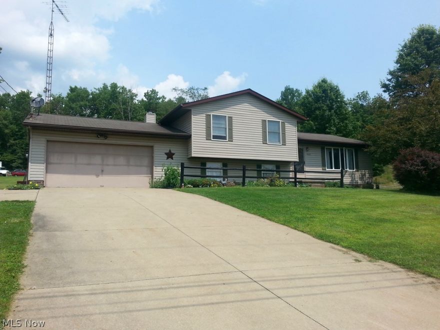 Beautiful 3 bedroom, 2 full bath home on 5 country acres. This property offers many opportunities. The two driveways and abundant road frontage provide the potential for dividing acreage. Ideal horse property. 24x32 barn with loft built in 2000. Large family room with fireplace. Open concept kitchen and dining room with cathedral ceilings.