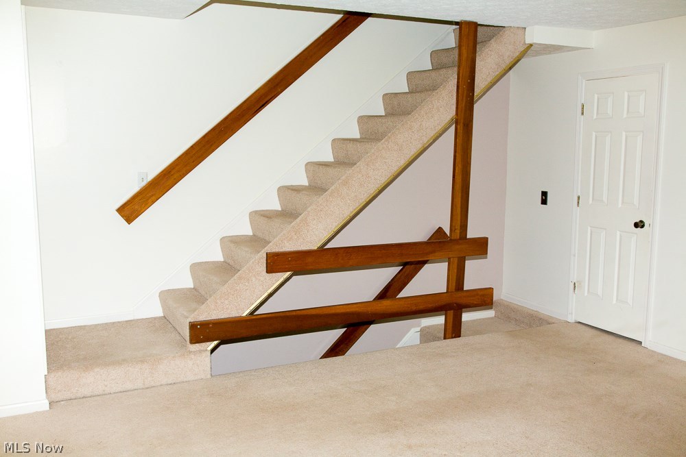 Deville Villa Twnhms - Residential Lease